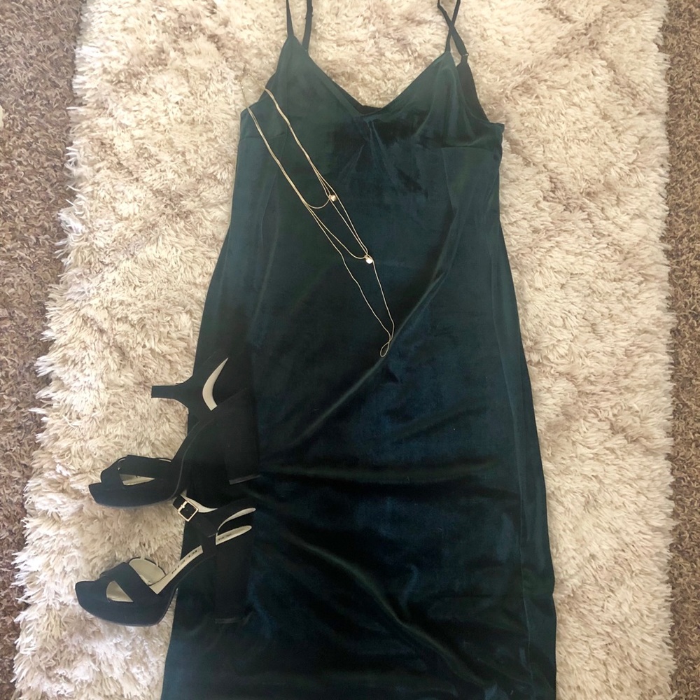 Sanctuary Hunter Green Velvet Dress